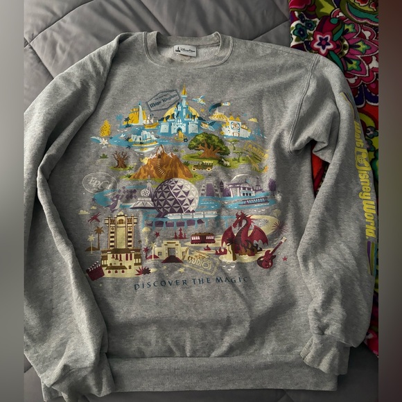 Disney Tops - 2019 Discover the Magic WDW Sweatshirt